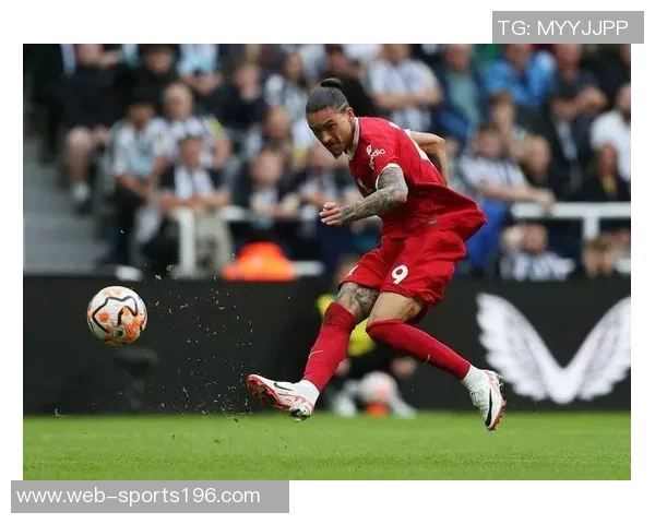 南美媒体曝贝尔萨执教危机努涅斯与巴尔韦德对其不满引发猜测 南美媒体曝贝尔萨执教危机努涅斯与巴尔韦德对其不满引发猜测