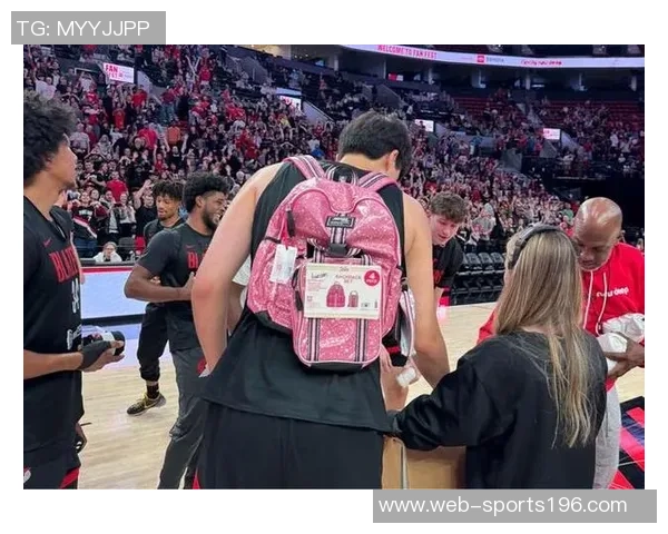 媒体人评论杨瀚森背粉色书包学舞蹈展现纯粹享受而非融入的真实状态 媒体人评论杨瀚森背粉色书包学舞蹈展现纯粹享受而非融入的真实状态