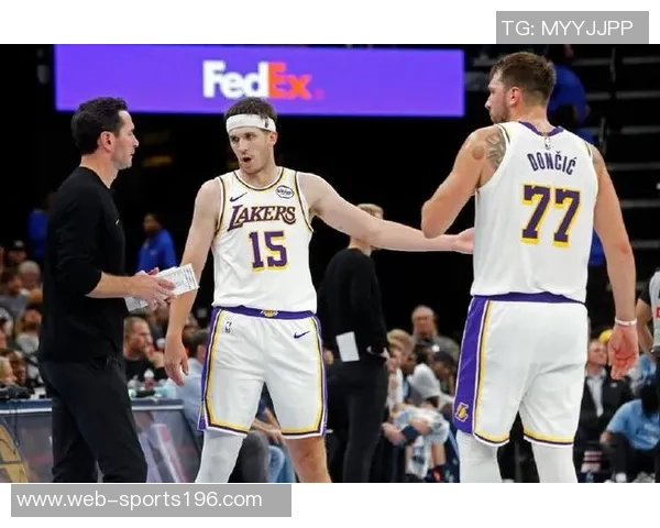 腻歪的思念里夫斯向东契奇发声期待你的归来让我倍感温暖 腻歪的思念里夫斯向东契奇发声期待你的归来让我倍感温暖